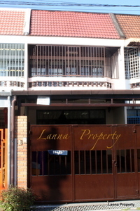 High Quality Townhouse in Central Chiang Mai Location